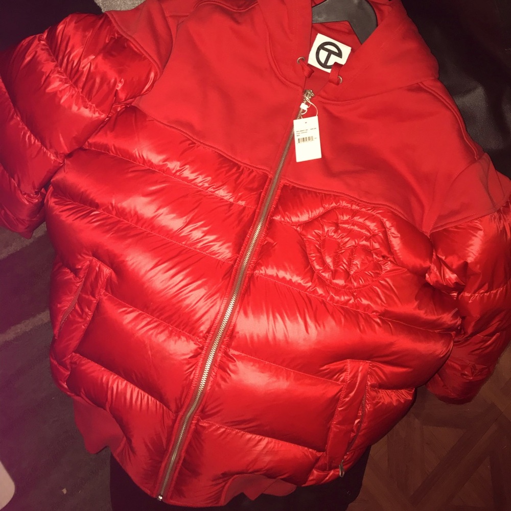 Red puffer m/l brand new teflar coat